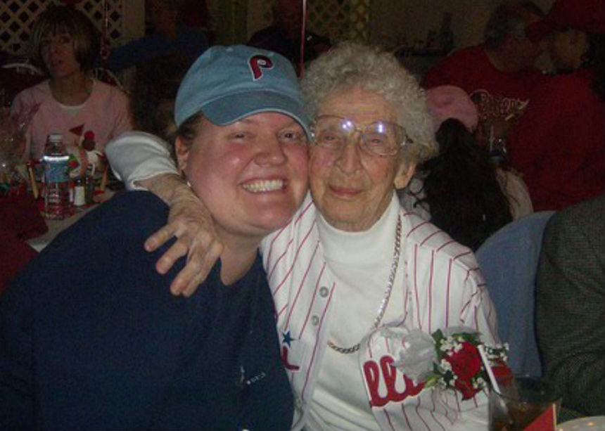 Grandmom Phillies fan Modern Loss
